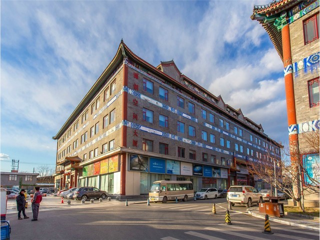 江苏柱上真空断路器图片